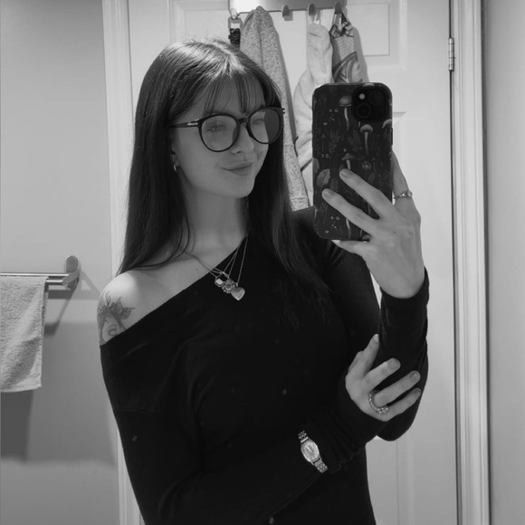 Meet your Posher, Regan - Picture 1 of 1